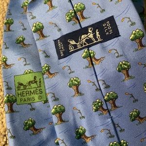 Authentic Vintage Hermès Paris Necktie 👔